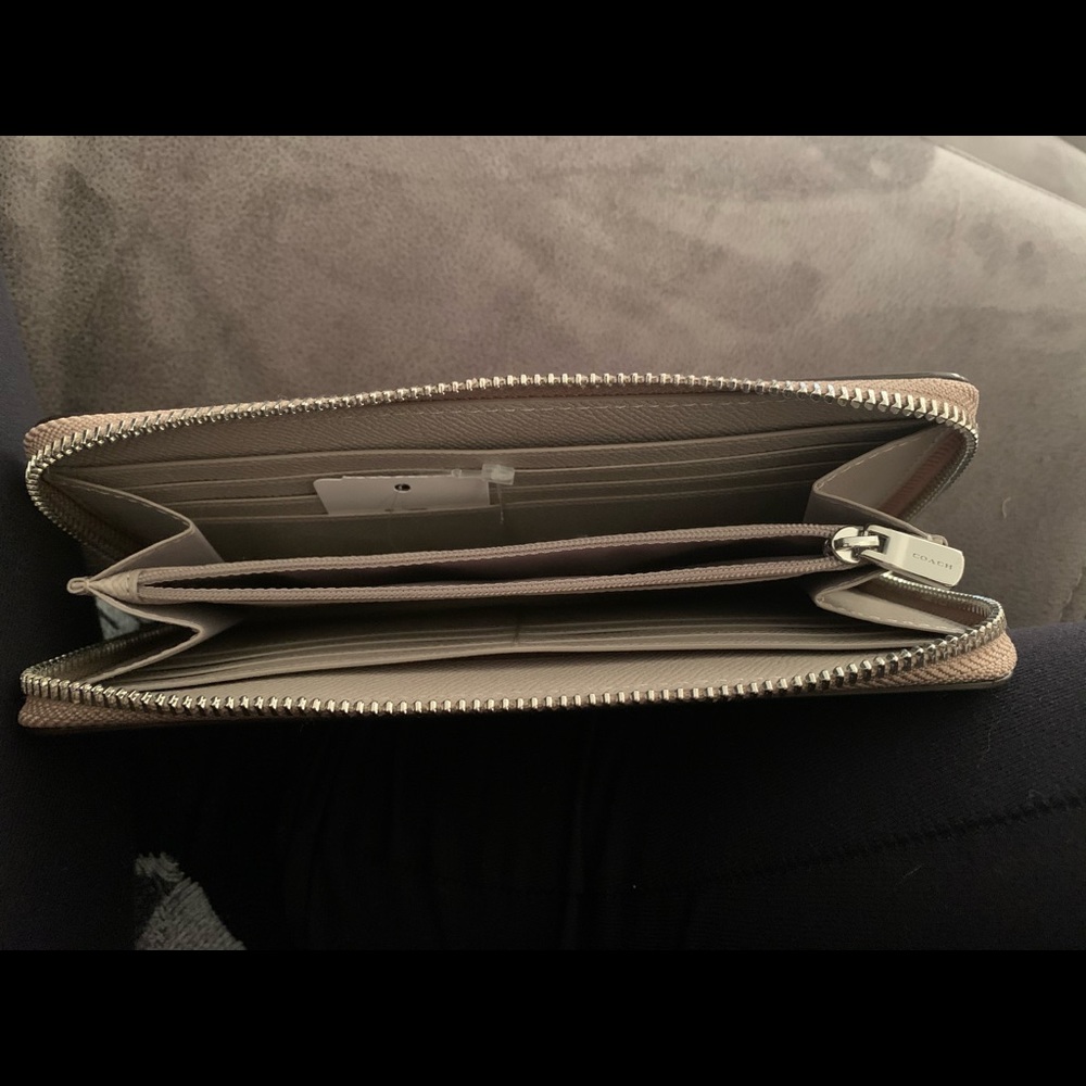 Coach wallet - Picture 4 of 7